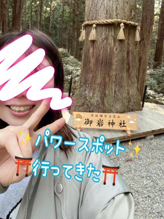 舐めるのはちωこだけ?