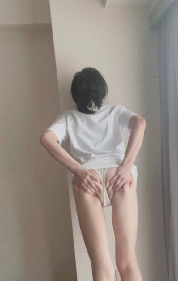 おしりをズボズボパチンパチン動画公開
