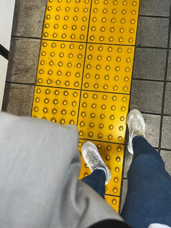 通勤ラッシュの中