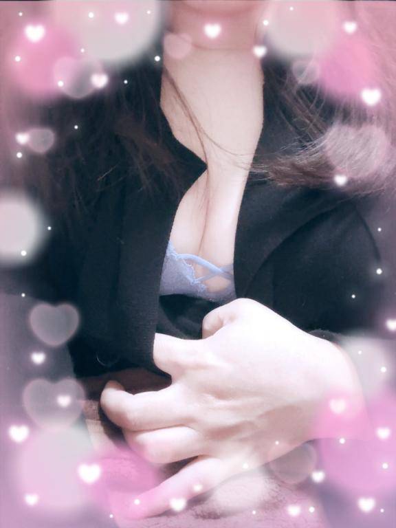 出勤してまーす(*｣´□`)｣