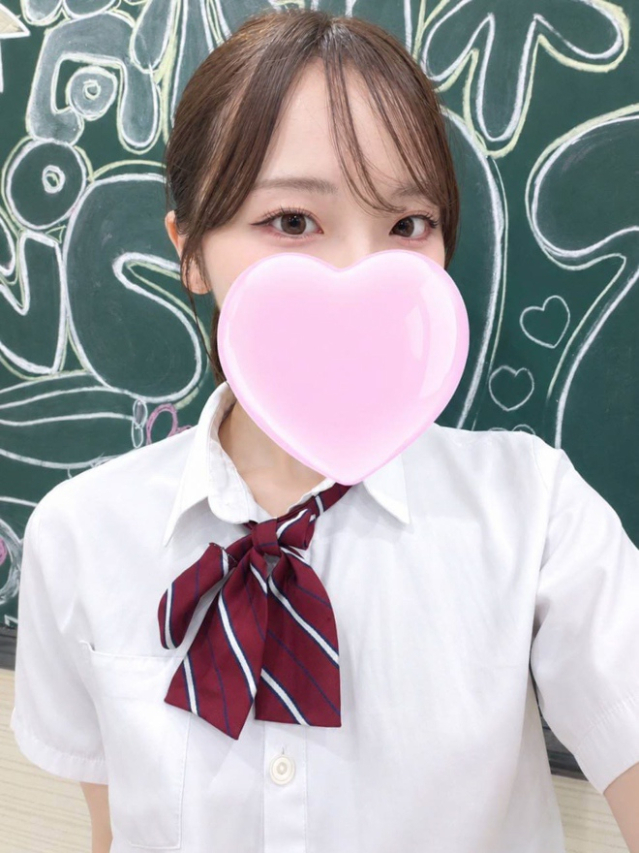 りいなちゃん（新橋JKプレイ）