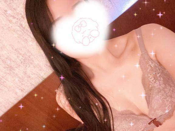 こんにちは( ¨̮ )