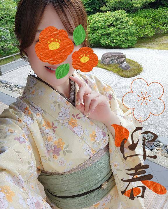 - ̗̀ ☆*𝗛𝗔𝗣𝗣𝗬 𝗡𝗘𝗪 𝗬𝗘𝗔𝗥 ! ! ☆*  ̖́-