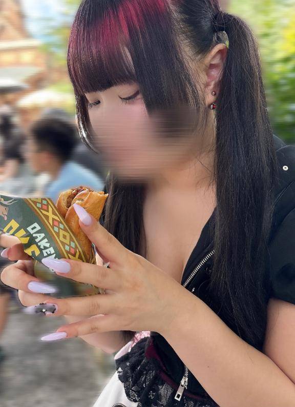じつは、、、