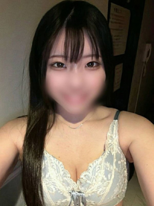 まひな（新宿多恋人）