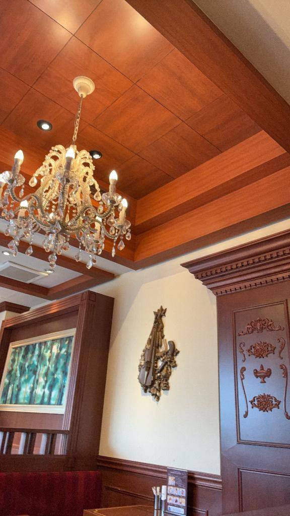 夏は喫茶店で待機☕️