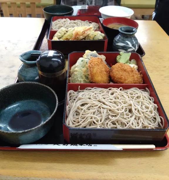 そば処 大菊総本店　コロッケせいろ