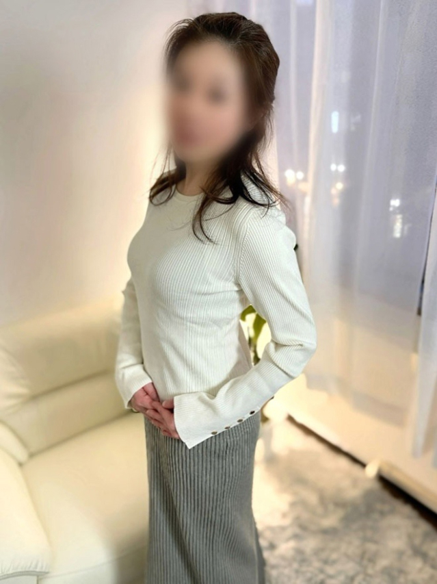 えま（完熟ばなな新宿）