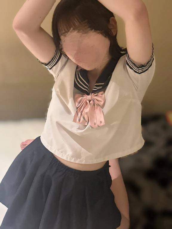 従順でお利口さんだよ、😖？？