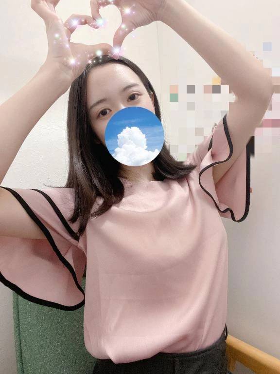 新しい服です✨