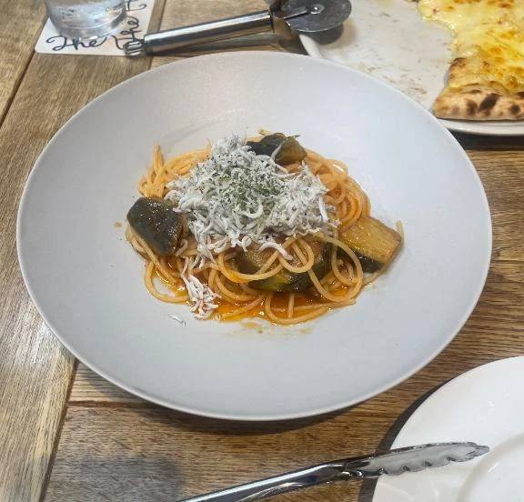 ももか（しろうと娘）