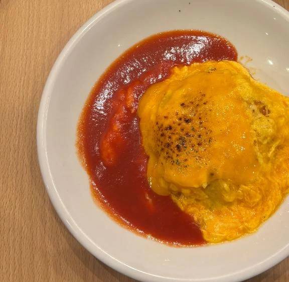 今日21時まで出勤してます！