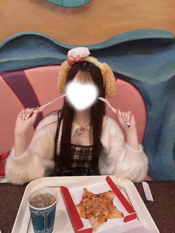もぐもぐ🍚⭐️