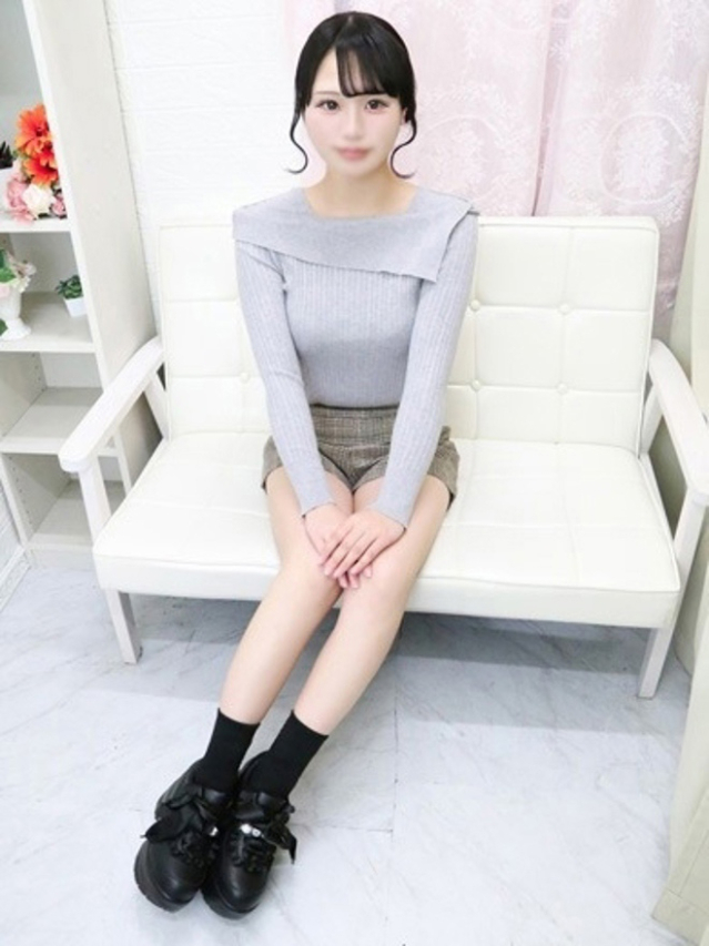 もも（しろうと娘）