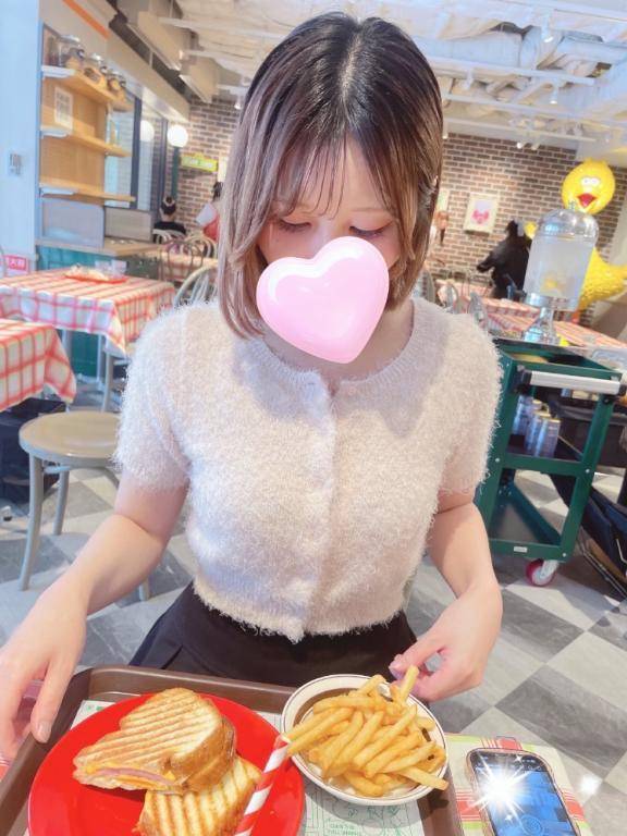 ゆきはのプライベートと今日、明日の出勤予定🍓💭✨