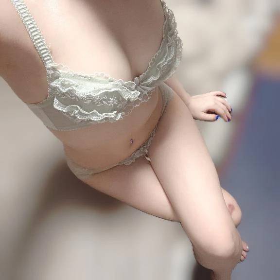 出勤しとるよ♡