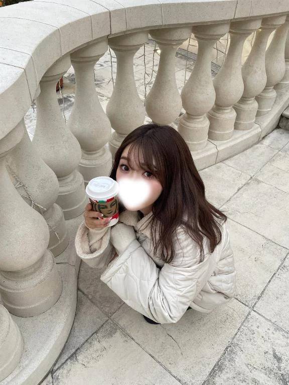 出勤したよっ♡スタートから嬉しいの…🥺✨