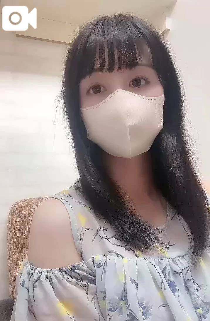 小悪魔😈風にお兄様を誘惑する（してるつもりの）超限定目出し動画🎥