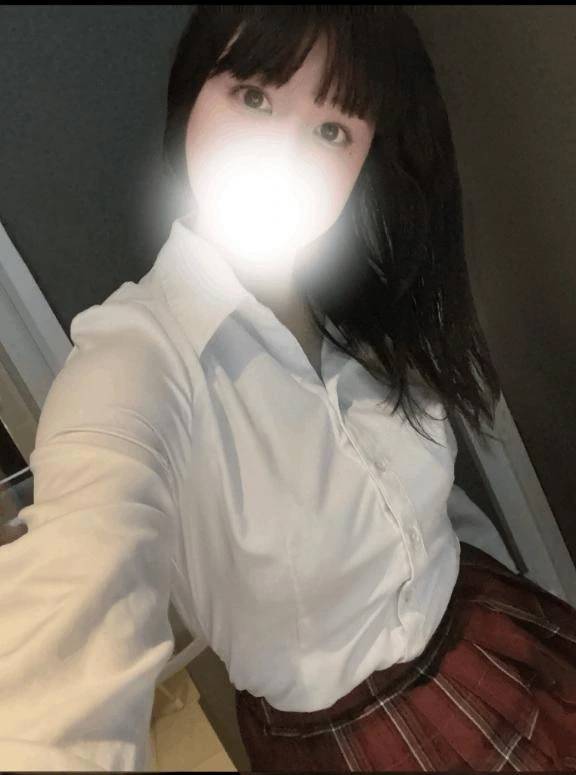 悩みがあります… (๑o̴̶̷̥᷅﹏o̴̶̷̥᷅๑)