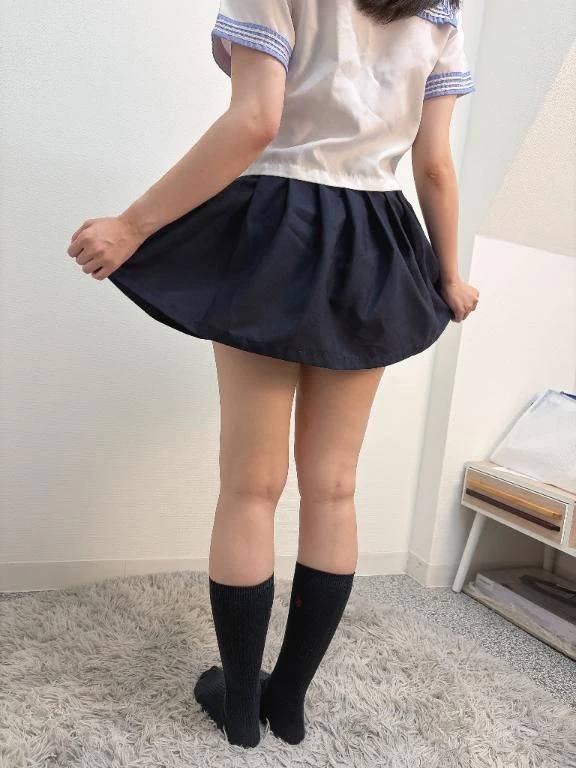 人生初制服コスプレ(/// ^///)