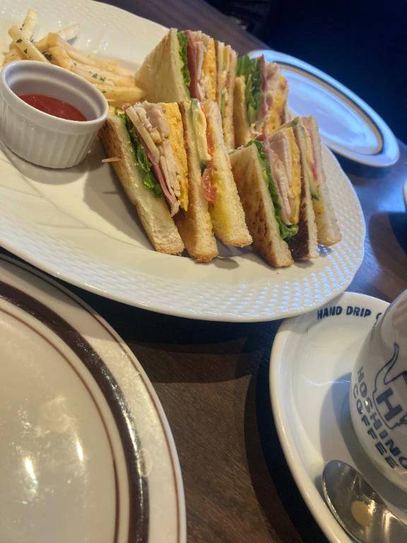 🥪 サンドイッチ、想像の倍だった 🥪