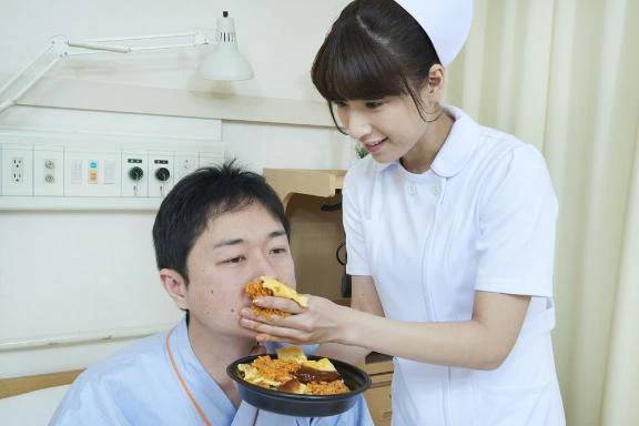 グ〜🍙🥯🍟🍩