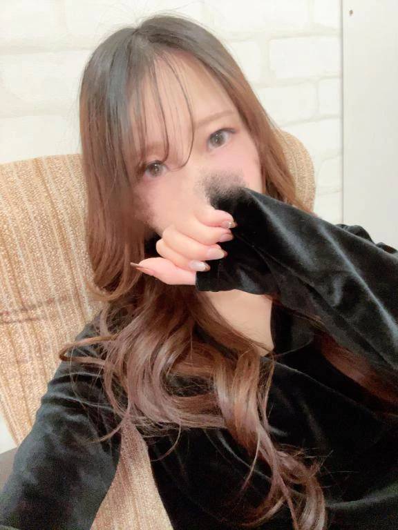 髪を巻いて大人っぽく🤎