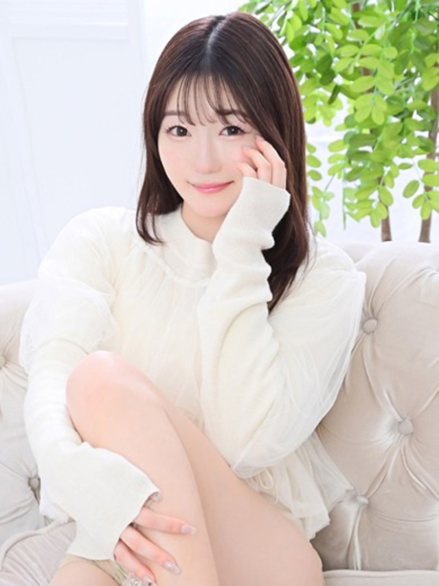 もも（チェックイン素人専門大人女子）