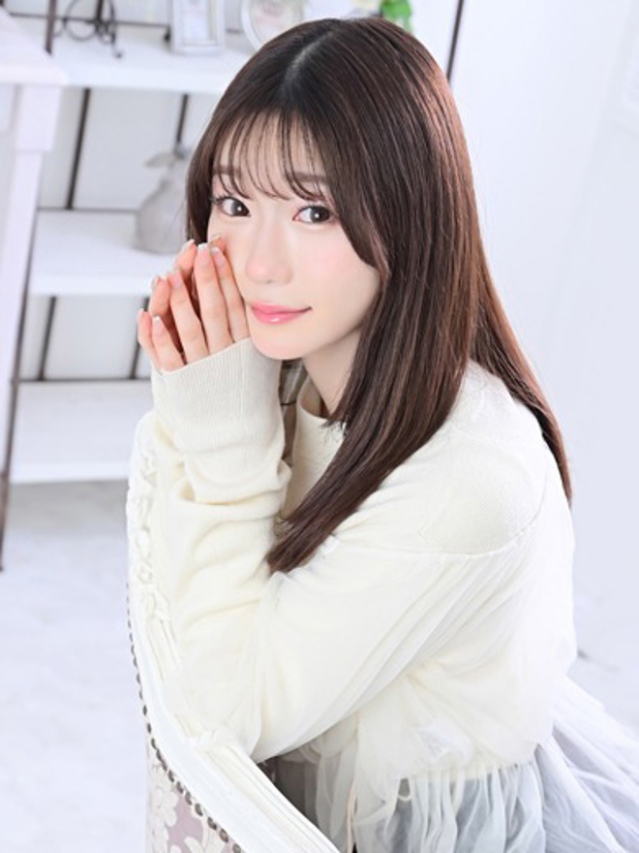 もも（チェックイン素人専門大人女子）