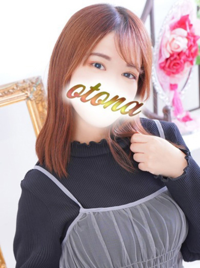りん（チェックイン素人専門大人女子）