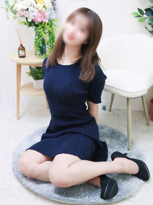さな（チェックイン素人専門大人女子）