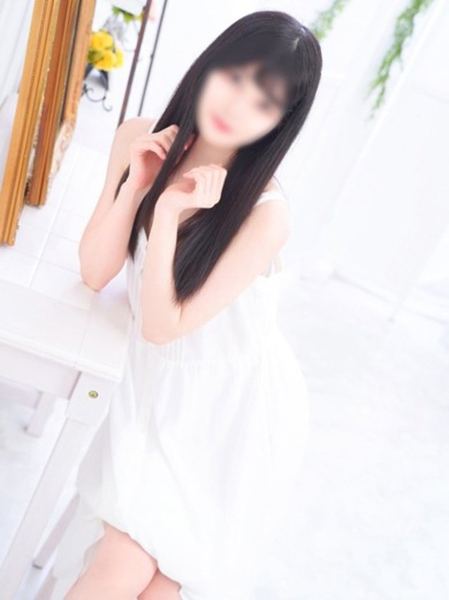 しゅり（チェックイン素人専門大人女子）