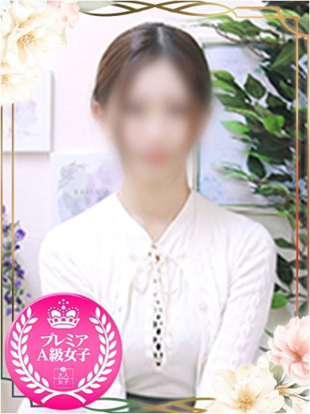 もな（チェックイン素人専門大人女子）