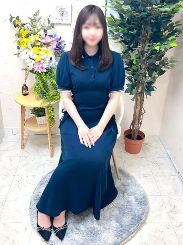 すみれ（チェックイン素人専門大人女子）