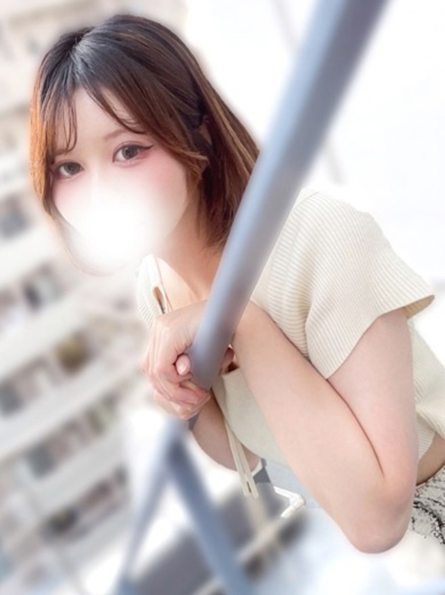 ゆきは（チェックイン素人専門大人女子）
