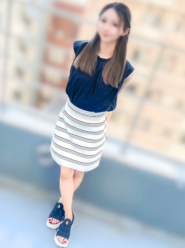 ゆり（チェックイン素人専門大人女子）