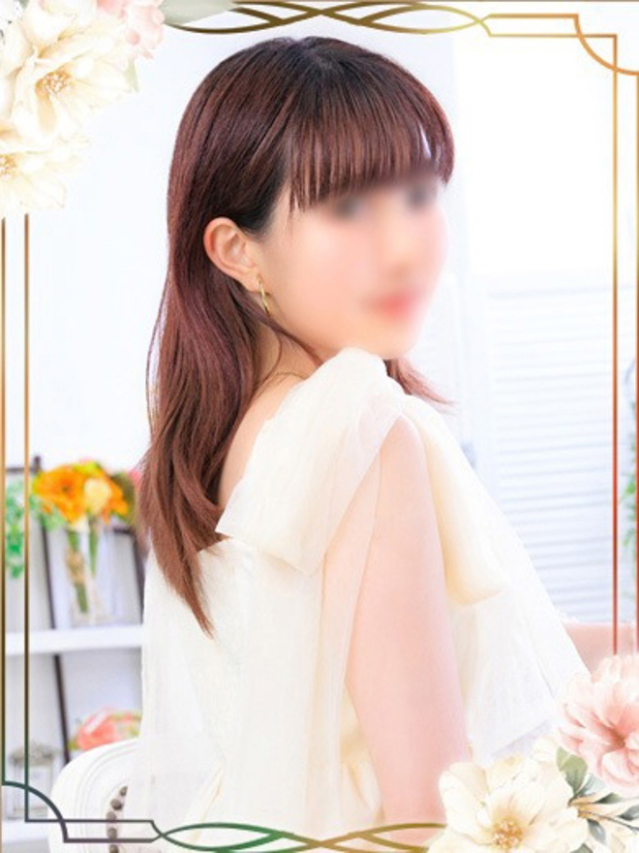 みな（チェックイン素人専門大人女子）