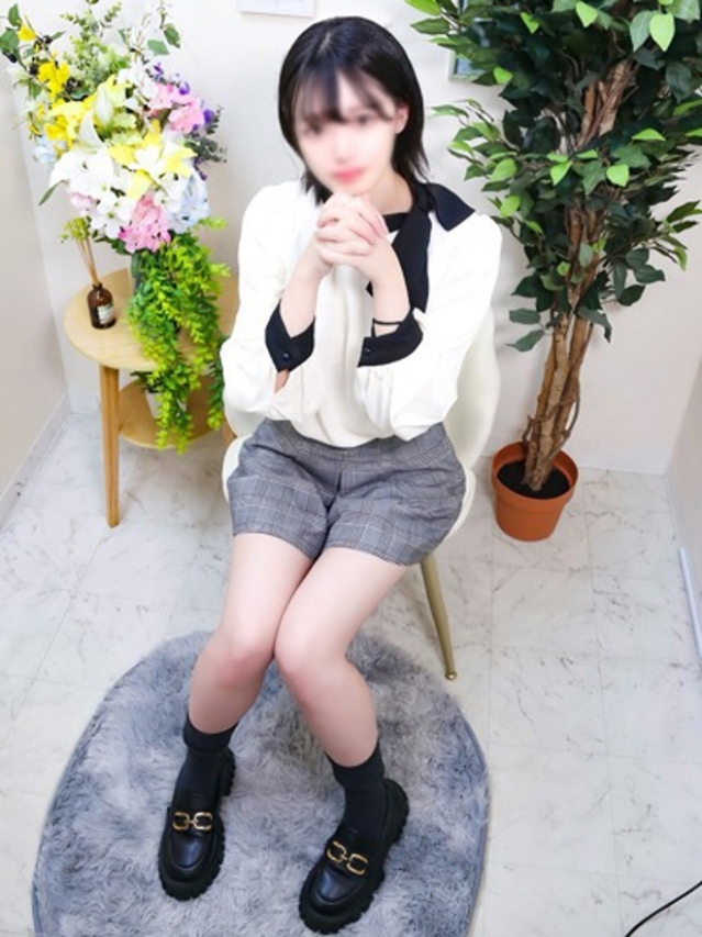 ゆみな（チェックイン素人専門大人女子）