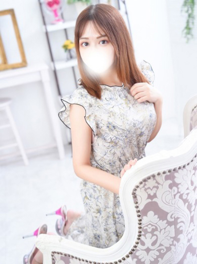 りん（チェックイン素人専門大人女子）