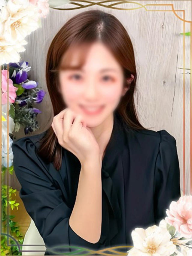 えみり（チェックイン素人専門大人女子）