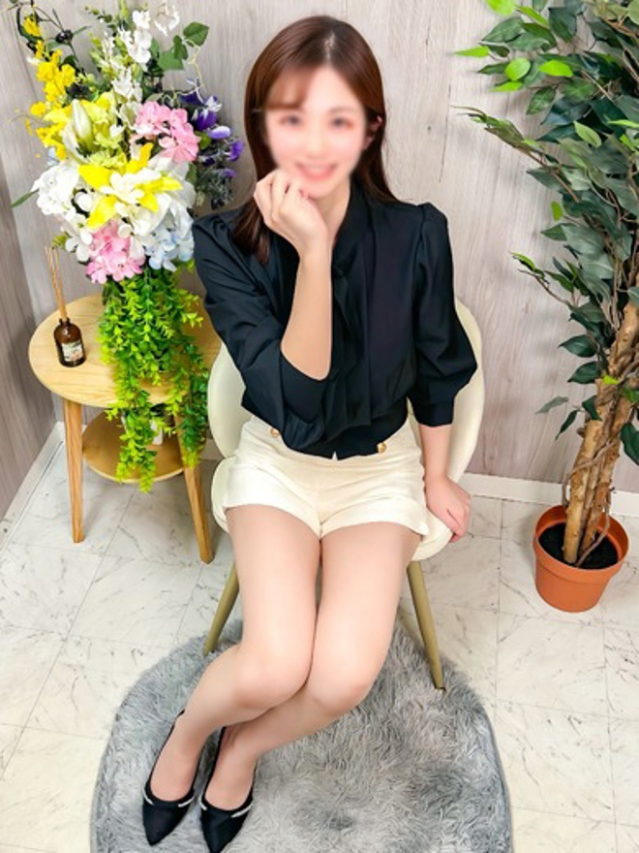 えみり（チェックイン素人専門大人女子）