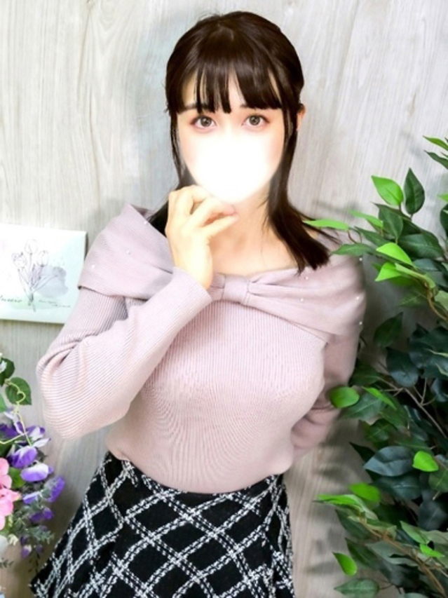 ひなこ（チェックイン素人専門大人女子）