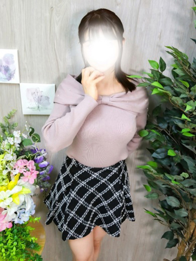 ひなこ(チェックイン素人専門大人女子)