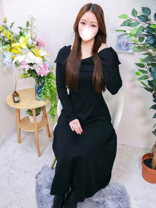 ももな（チェックイン素人専門大人女子）