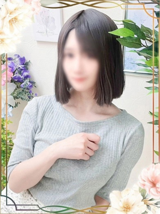 ことね（チェックイン素人専門大人女子）