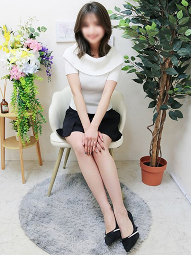 ちさと（チェックイン素人専門大人女子）