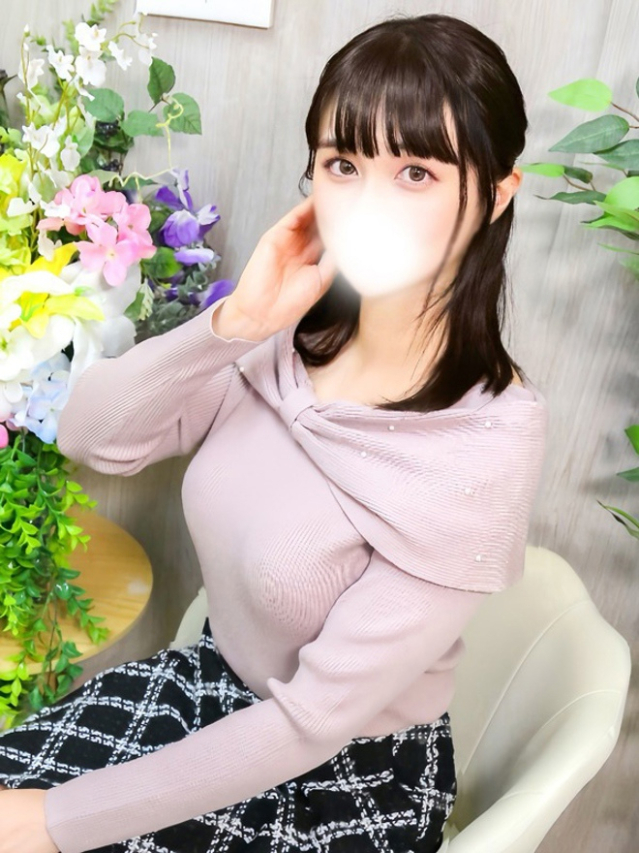 ひなこ（チェックイン素人専門大人女子）