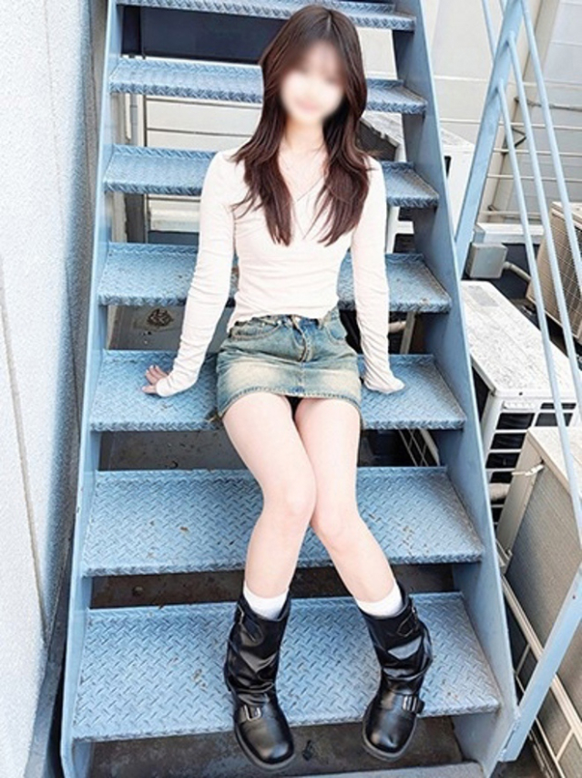 こゆき（チェックイン素人専門大人女子）