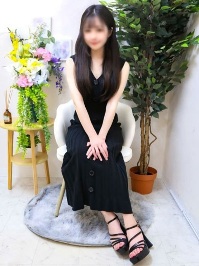 ひびき（チェックイン素人専門大人女子）