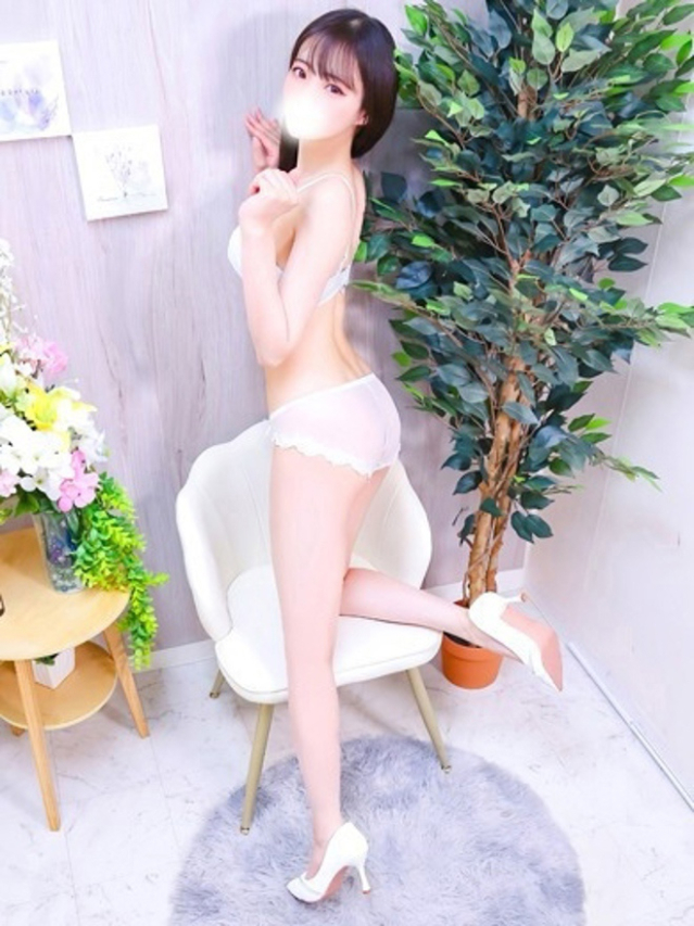 あすか（チェックイン素人専門大人女子）